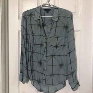 ✌️ Rock & Republic Shirt